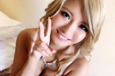 なつきちゃん 22歳 日サロ店員